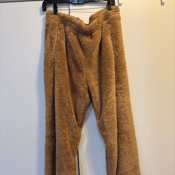 NWOT Offline by Aerie Sherpa Brown Teddy Jogger Size LARGE - Picture 9 of 9